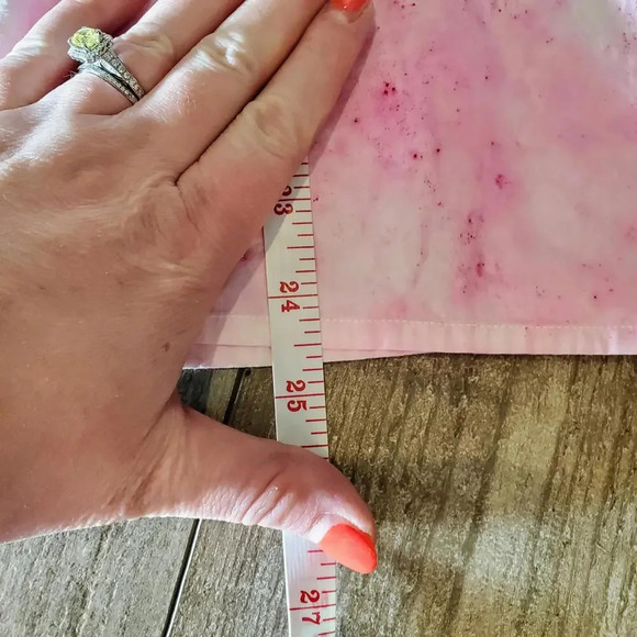 SUNO Pink and White Tie-Dye Watercolor Lace Embroidery Cold Shoulder Top NWOT - Picture 10 of 12